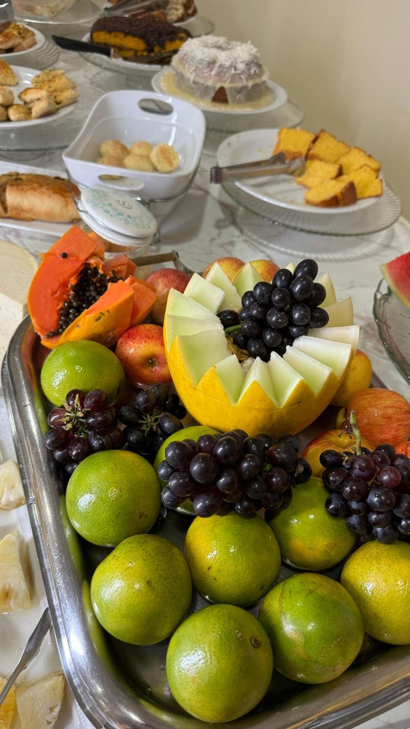 Frutas frescas servidas no café da manhã do Palace Hotel
